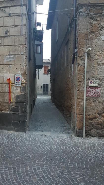 20180607_204709_Orvieto.jpg